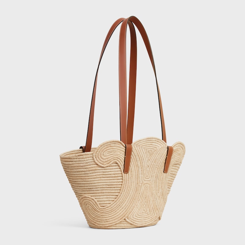 celine classic panier small triomphe intrecciato in rafia e pelle di vitello