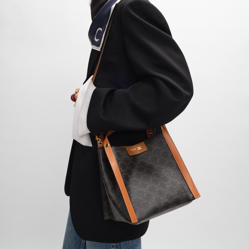 borsa cubo piccola in canvas triomphe e pelle di vitello naturale