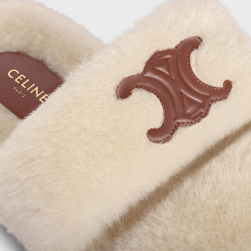 celine indossa triomphe in pelle di pelle