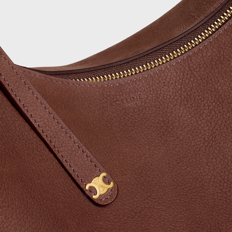 borsa celine lulu grande in pelle di vitello nabuk martellata