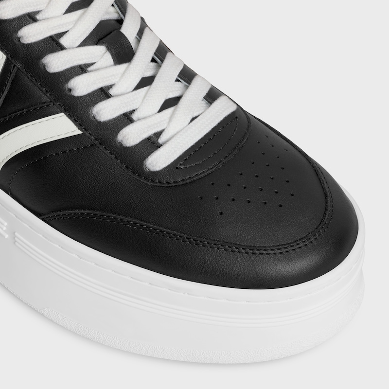 celine - sneakers block con triomphe posteriore e zeppa in pelle di vitello