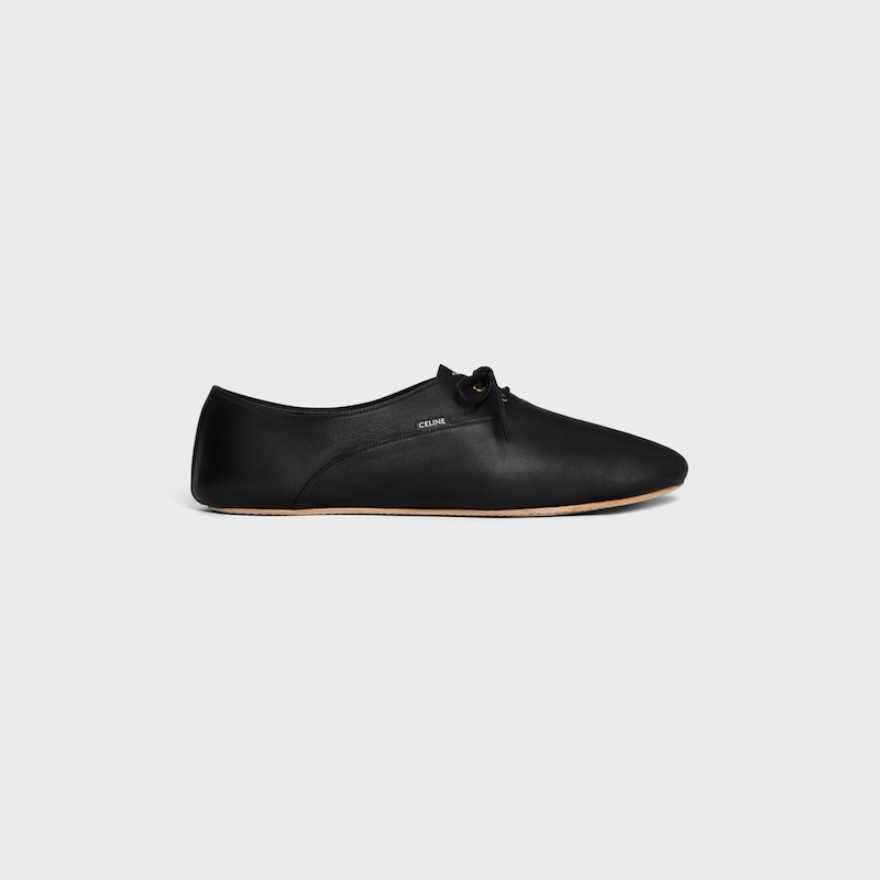 scarpa ballerina allacciata in pelle di agnello