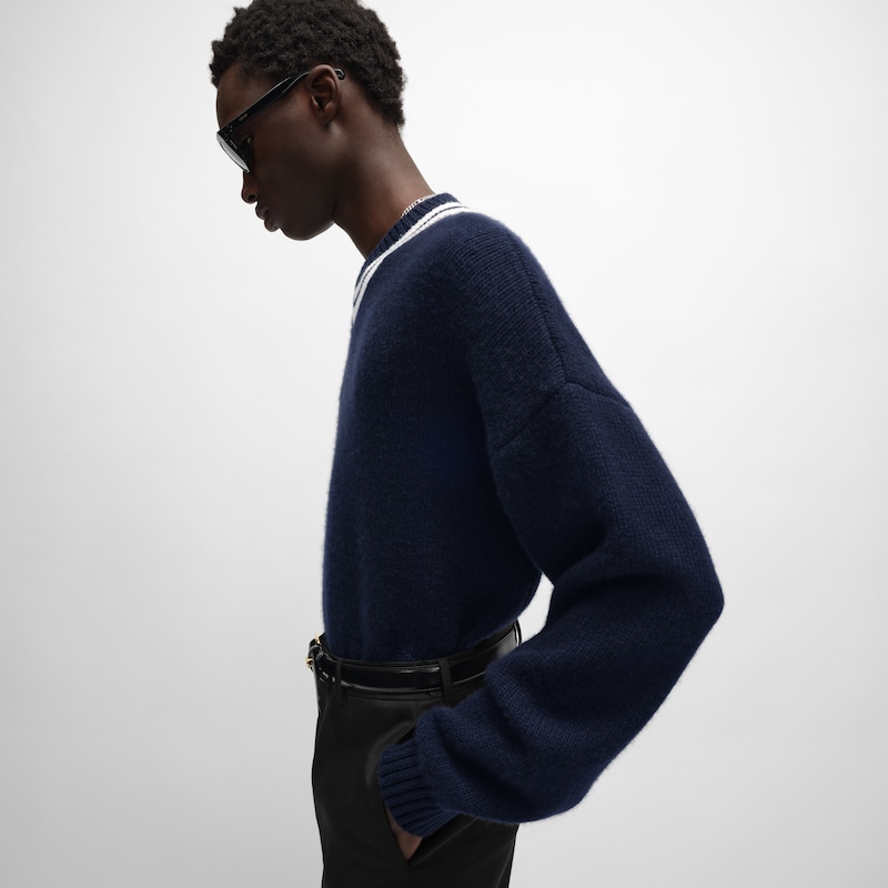 maglione con scollo a v in cashmere