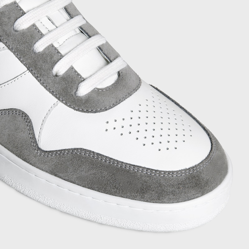 sneaker celine trainer bassa con lacci in vitello scamosciato e pelle di vitello