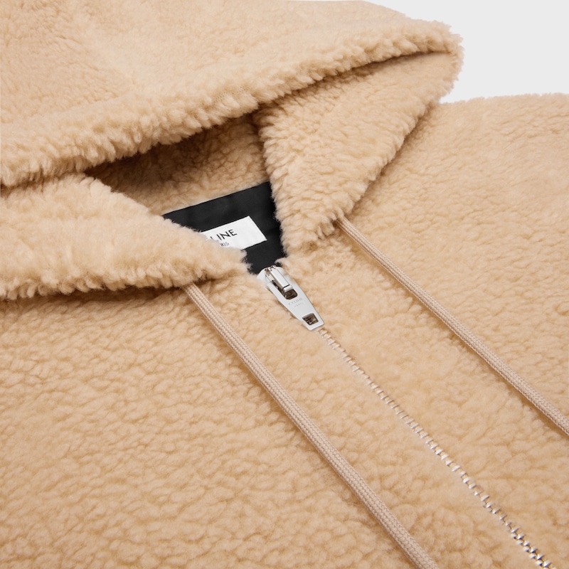 giacca con cappuccio in pile polare